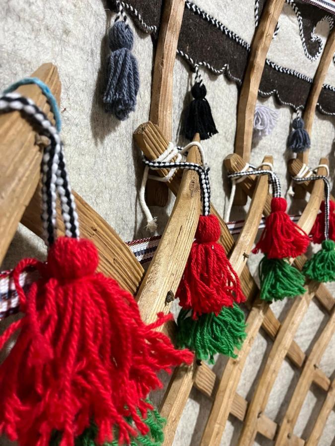 Bosogo Yurt Camp 호텔 Bokonbayevo 외부 사진